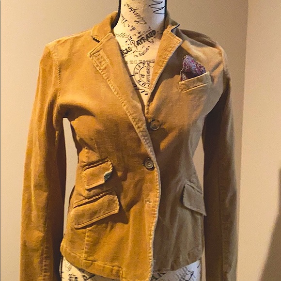 Jacket - Picture 1 of 3